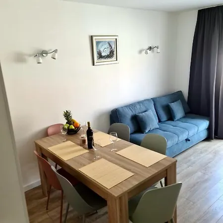 Marko Apartment Necujam